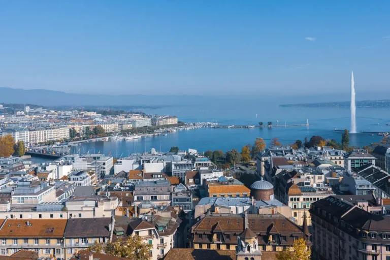 Wide panoramic view of Geneva, Lake Geneva and the Jet d’Eau