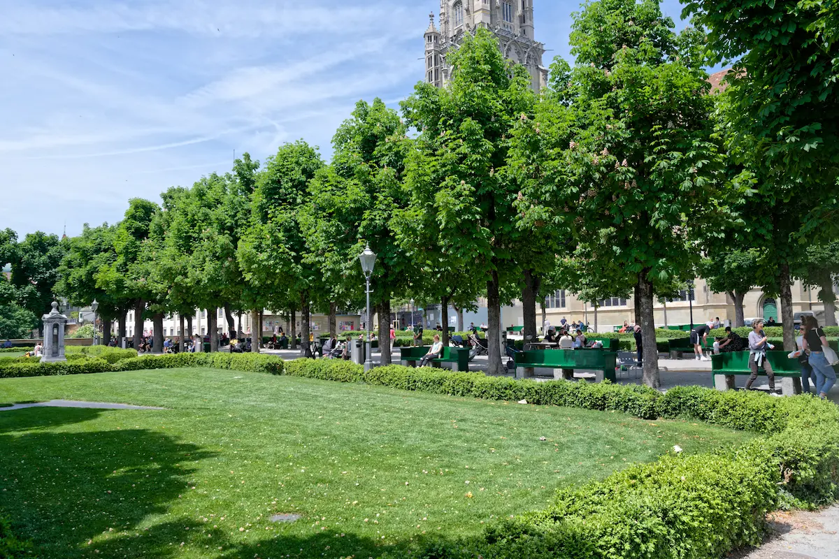 Münsterplattform terrace and trees beside Bern Minster
