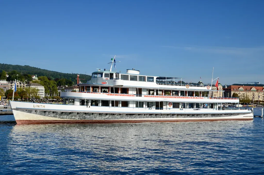 ZSG passenger boat at Bürkliplatz for Lake Zurich boat trips