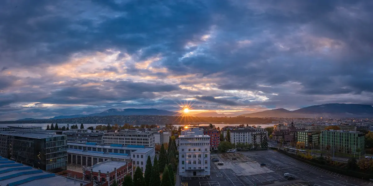Panoramic view of Geneva and Lake Geneva at sunrise
