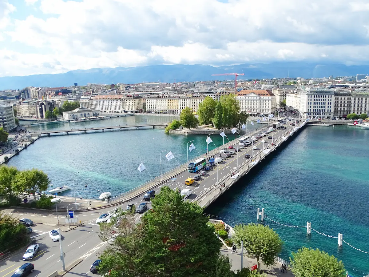 Where to stay in Geneva: central Geneva, Pont du Mont-Blanc and the Rhône