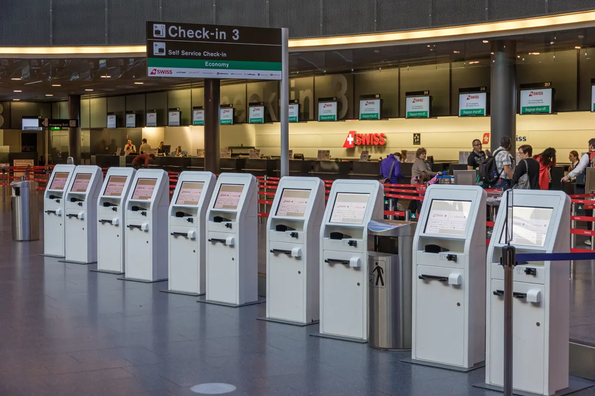 Zurich Airport Check-in 3 as an alternative to luggage storage Zurich HB